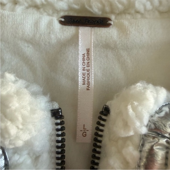 Free People Cream Sherpa Jacket 🌺 ✨ - Picture 3 of 11